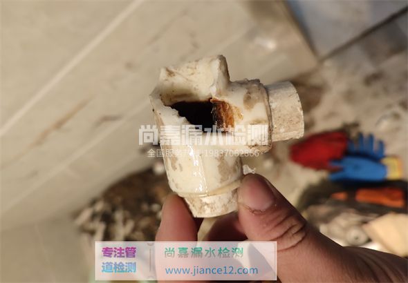 金川引起漏水的原因有哪些？